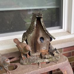 Rustic fairy garden birdhouse, Vintint worn out whimsical look