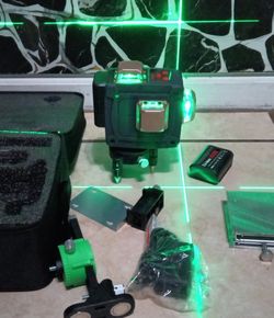 Nivel Láser level 3D 12 Line Level Auto Self-Leveling 360° Rotary Cross Measurement new.  nuevo láser para construcción tile o carpinteria o mas traba