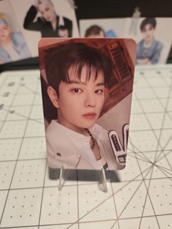 Seungmin karma photo cards