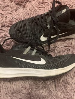 Nike Shoes 3.5 Youth