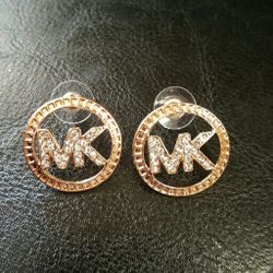 Michael Kors earing
