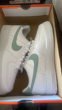Womens Air Force 1 “07  sizes 8.5& 9.5