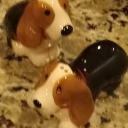 Vintage Salt And Pepper Shakers 