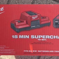 Milwaukee Starter Kit with FORGE Battery and Super Charger (NEW) (48-59-1861)