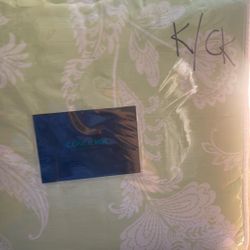 Concierge collection, King/California King comforter set