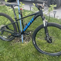 Giant Talon Bike