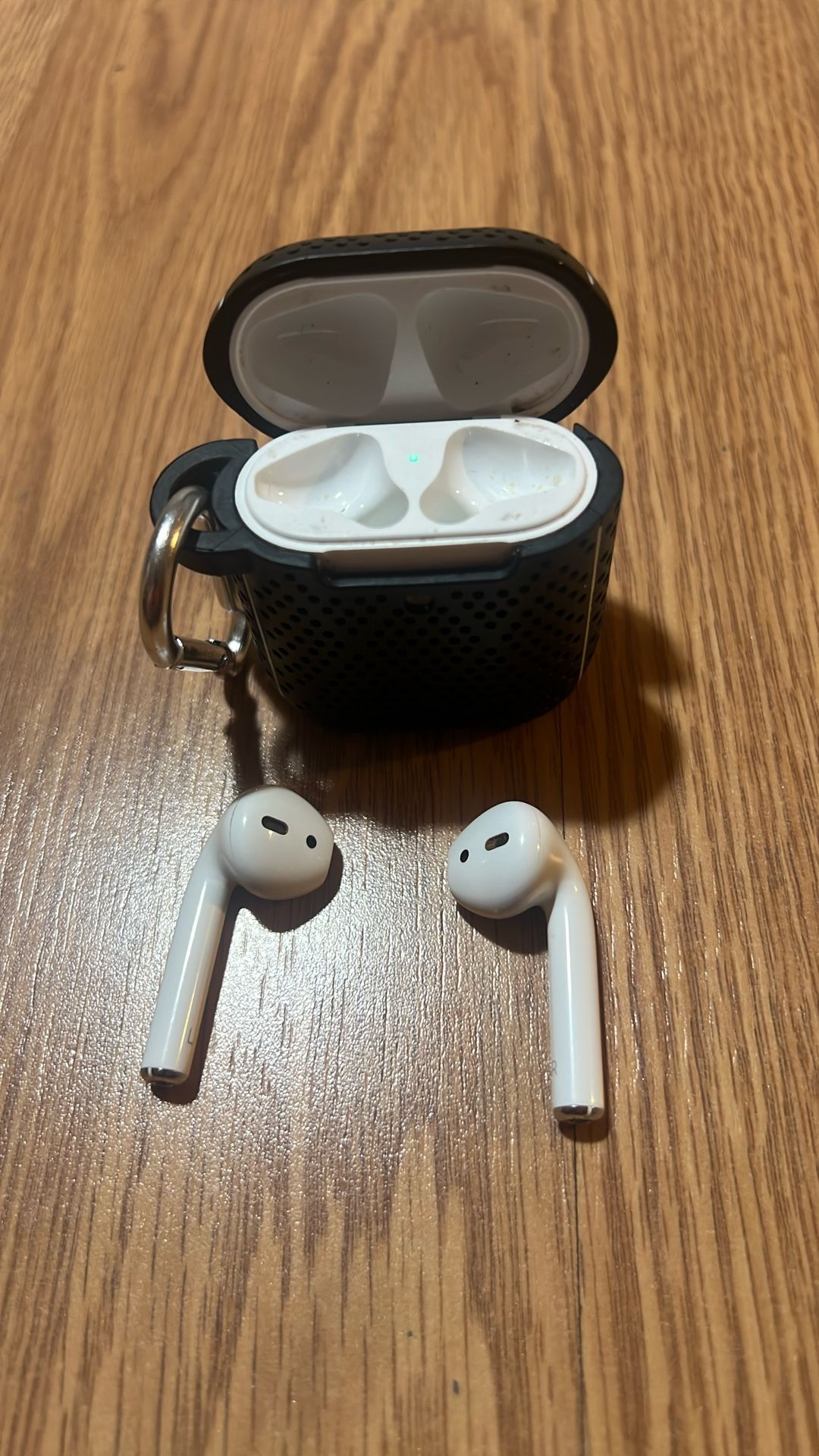 Apple AirPods(2nd Gen)