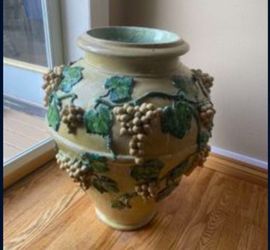 Robb & Stuckey ceramic floor Vase