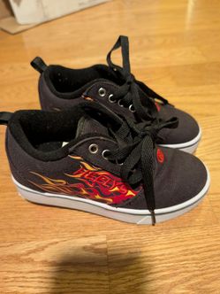 Heelys size 1