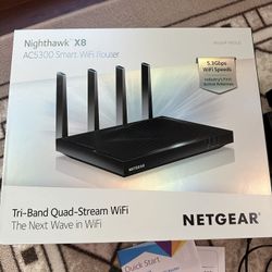 Router - Netgear Nighthawk X8 AC5300