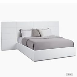 queen sized bed frame