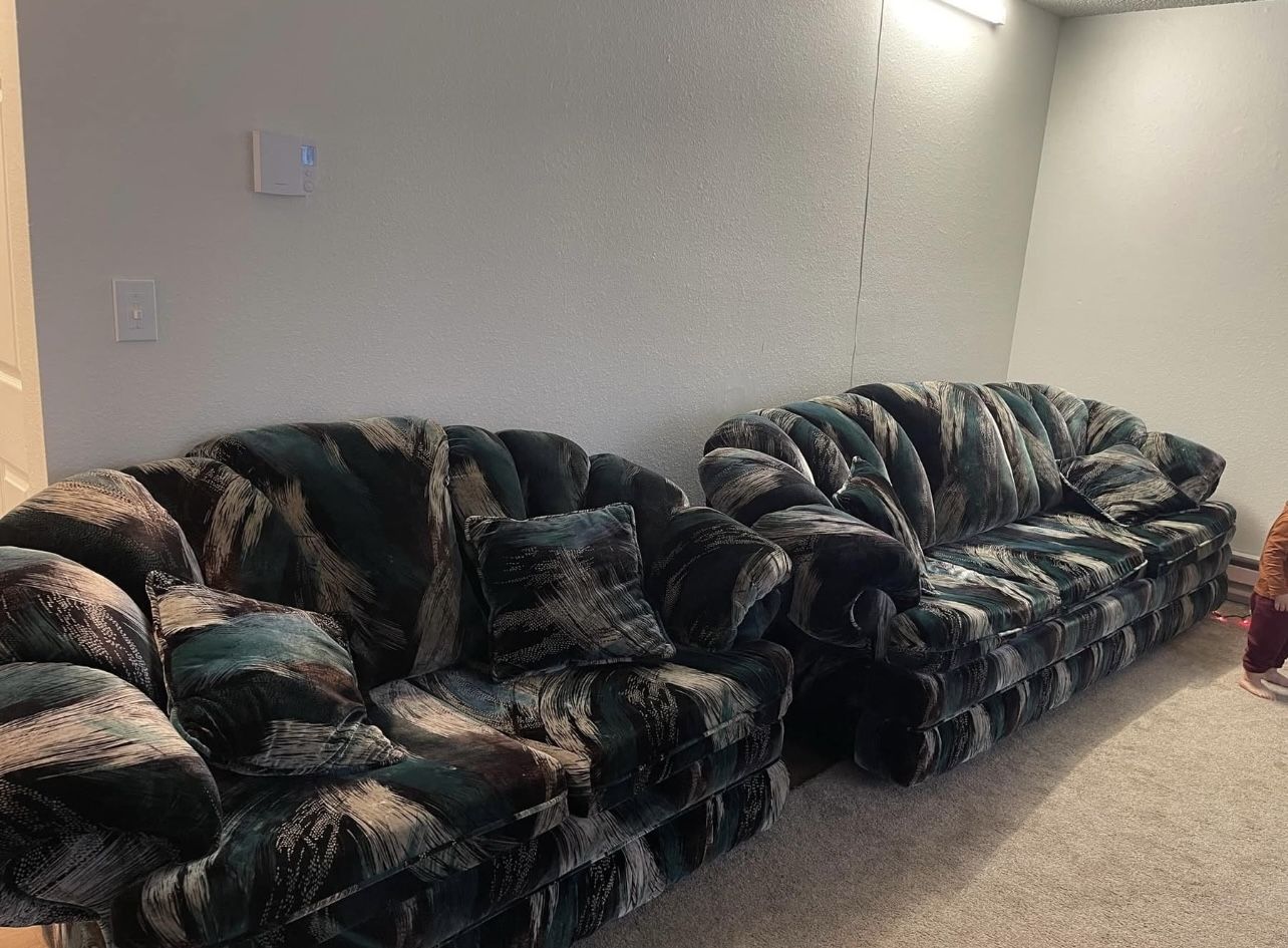 FREE COUCHES 