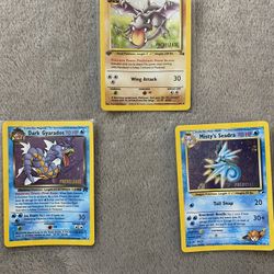 Pre-released pokemon Cards (MiNt)