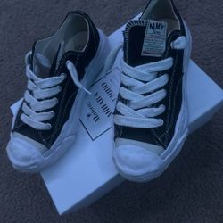 Maison Mihara Yasuhiro Low-Top Canvas Sneakers