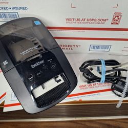 Brother QL-700 Label Thermal Printer w/ AC Adpter Power Cord Labels Print