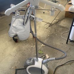 Garmet Steamer Never Used
