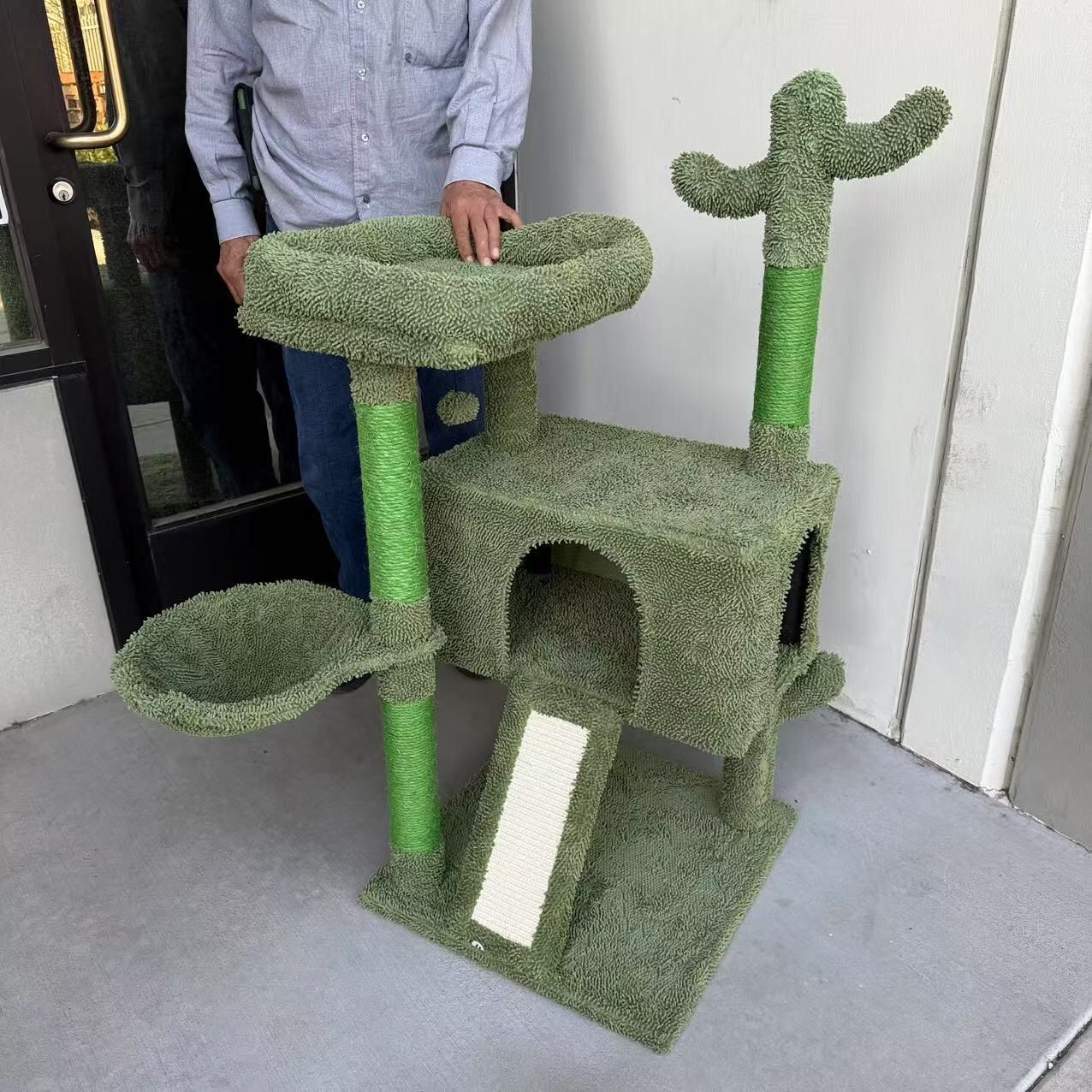 NEW Cat Tree Tower Scratcher Post