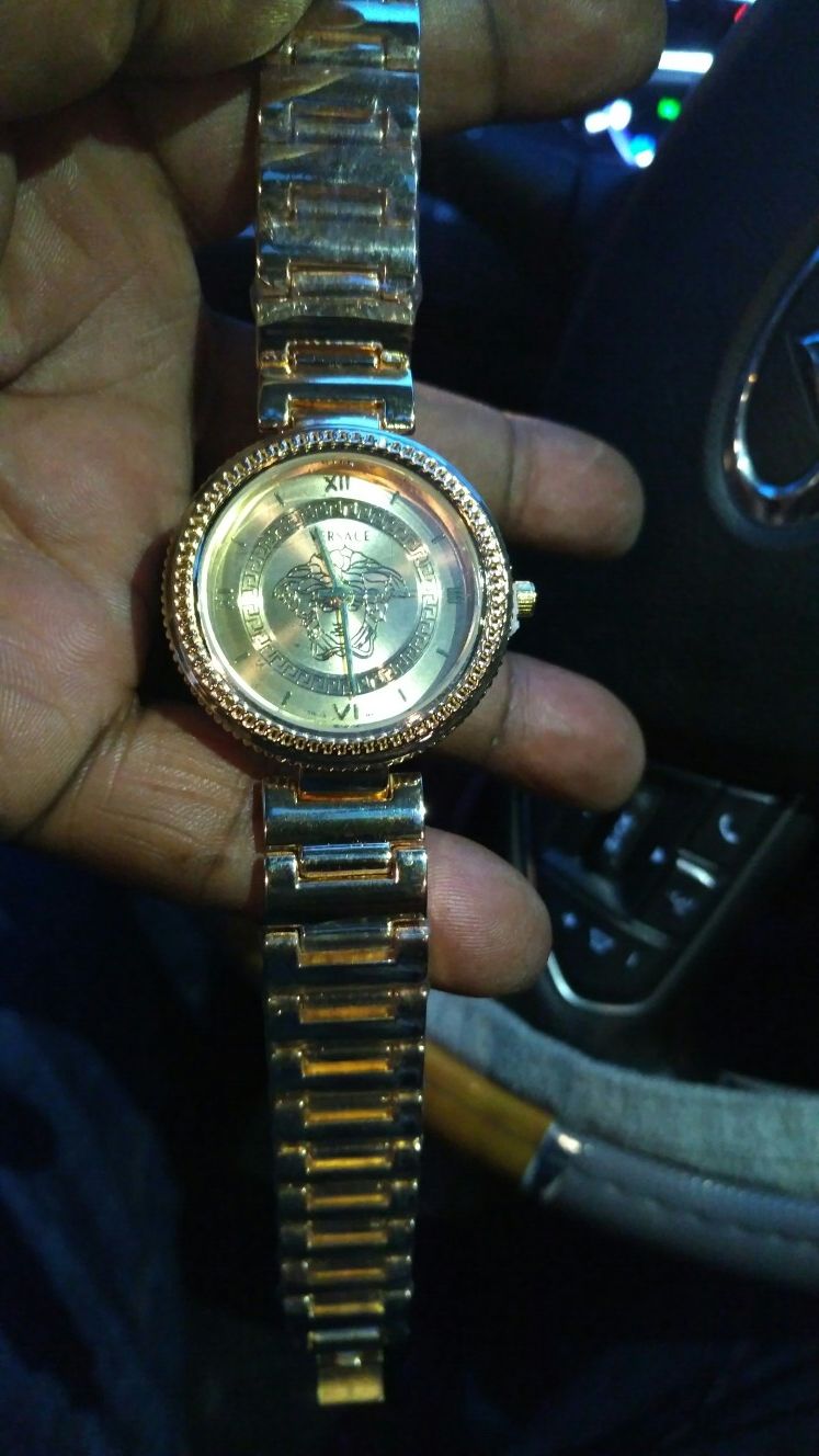 Versace Watch 2018