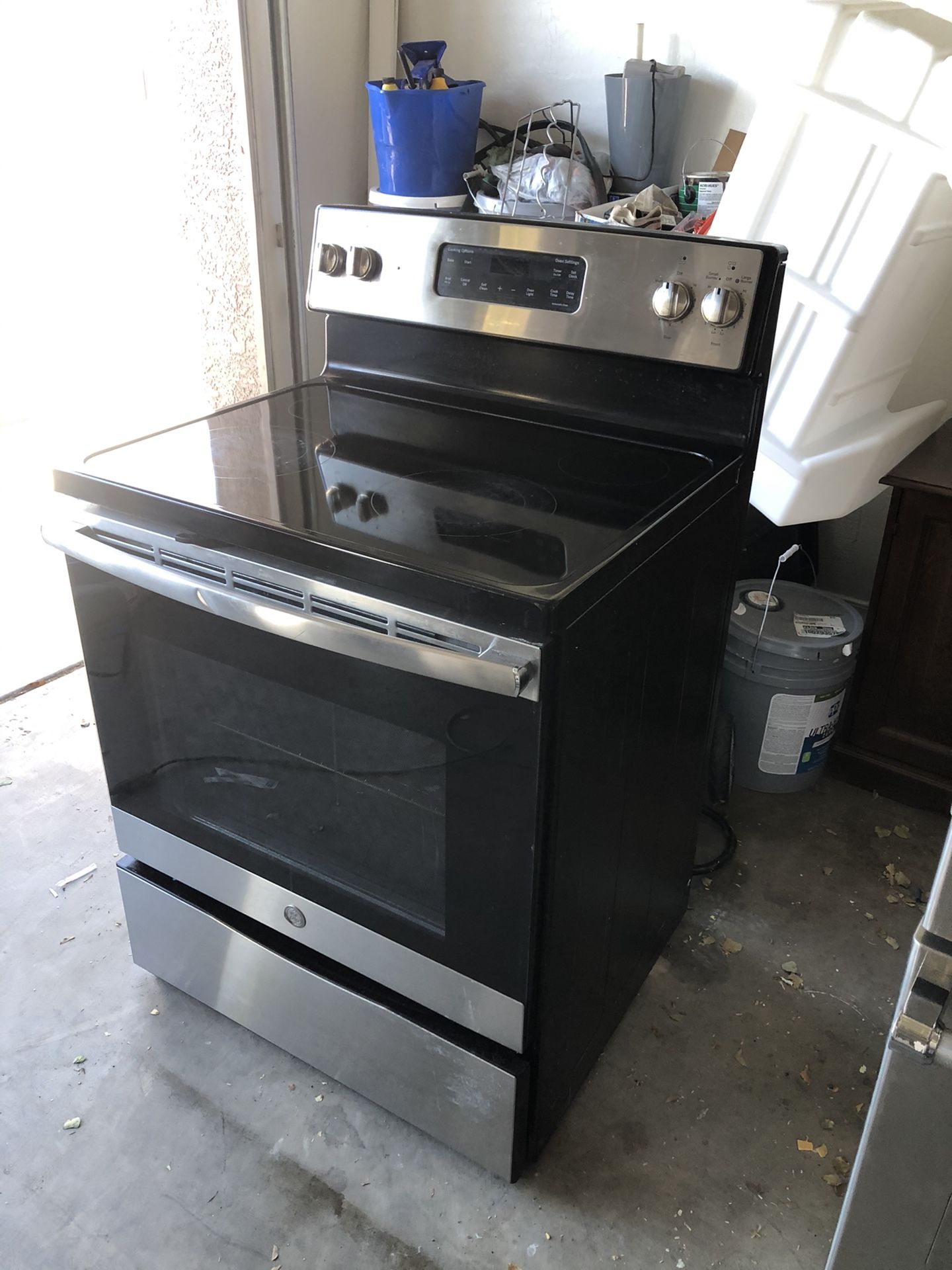 GE Electric Range Stainless Steel Good Condition Everything Work Perfect