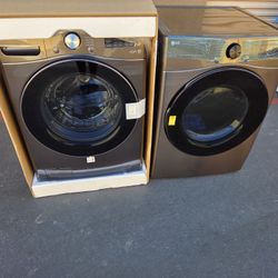 LG Front Load Washer And Gas Dryer 