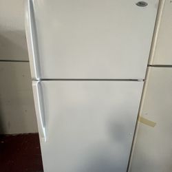 Refrigerator Whirlpool 33”