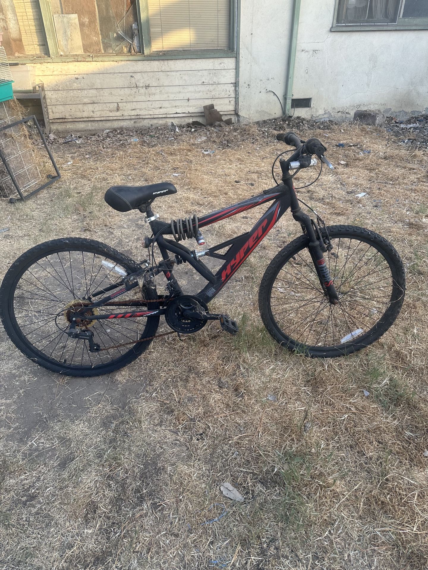 26" Hyper Bicycles Shocker Mountain Bike, 26" Wheels, Adult, Black/Red