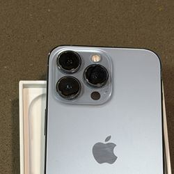 iPhone 13 PRO 256GB UNLOCKED Like New