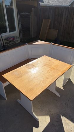 Corner Breakfast Nook Dining Set