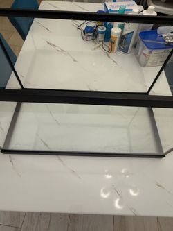 Aquarium tank set accepting reasonable offers