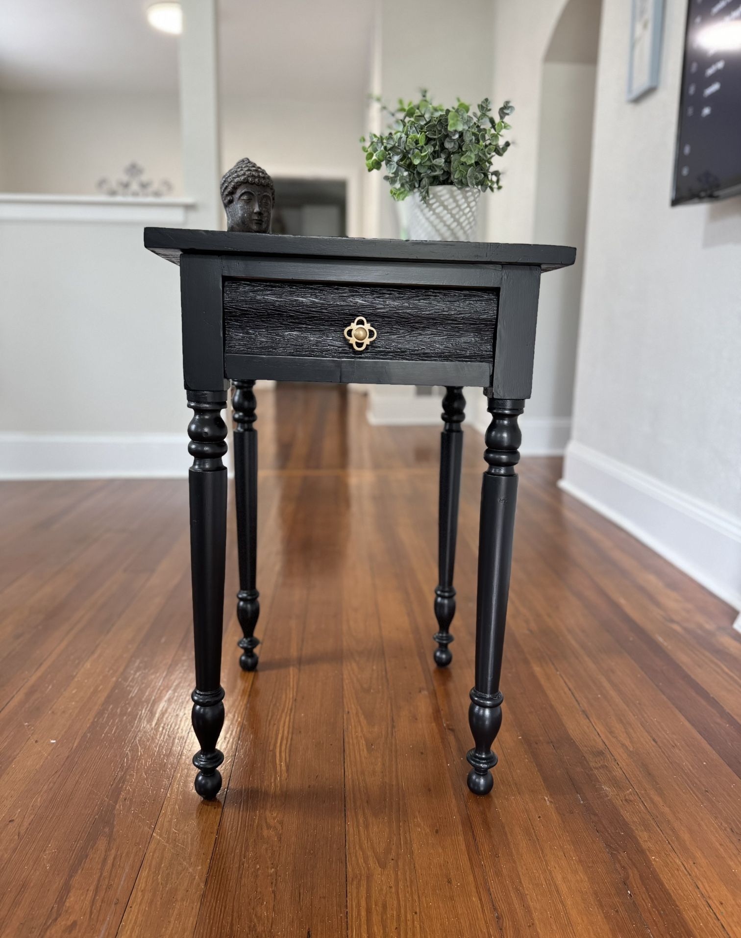Nightstand / End Table