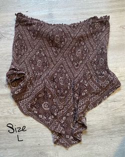 Tube tops, crop tops