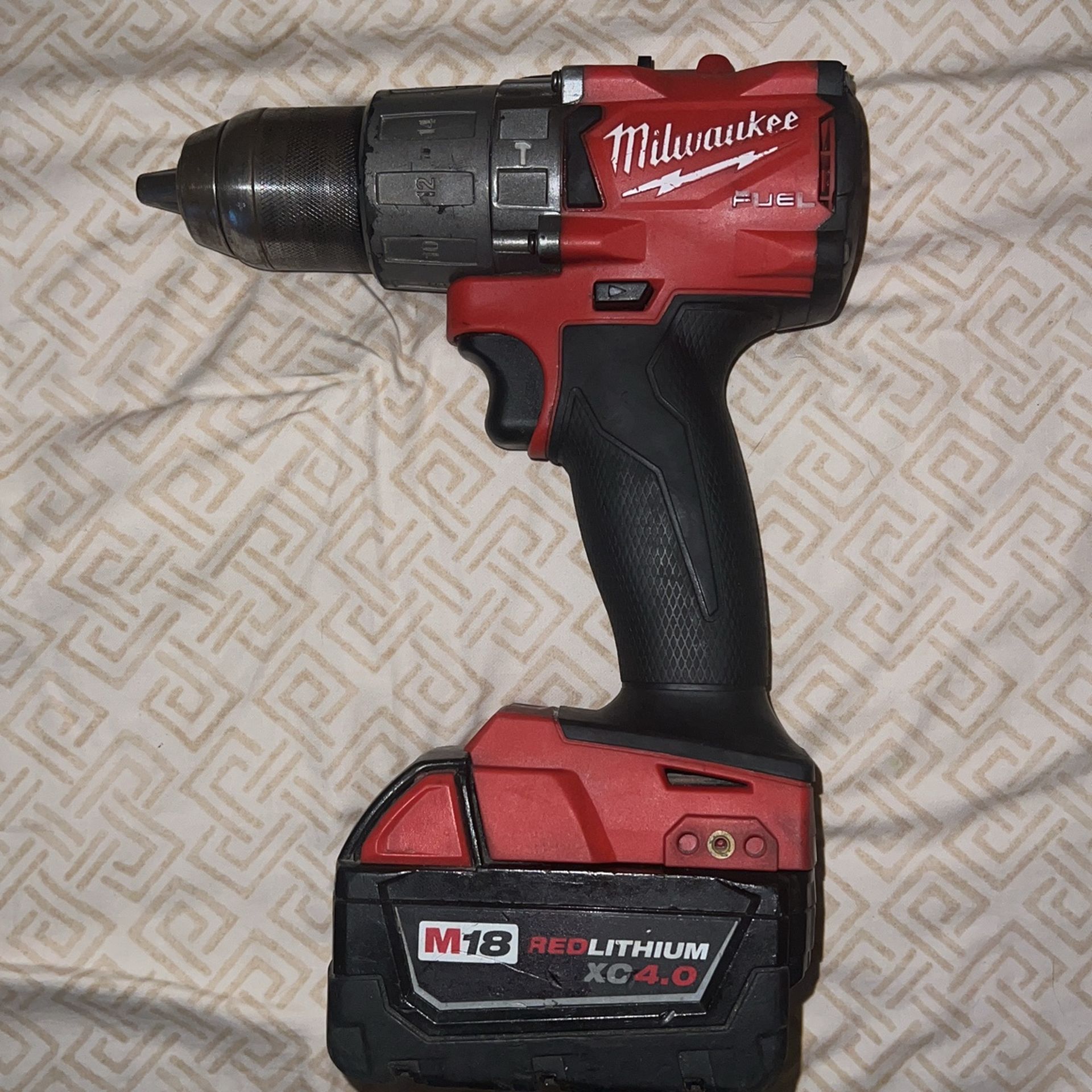 Milwaukee M18 FUEL Brushless “Hammer Drill/Driver” 1/2” WITH Red Lithium XC 4.0 Battery