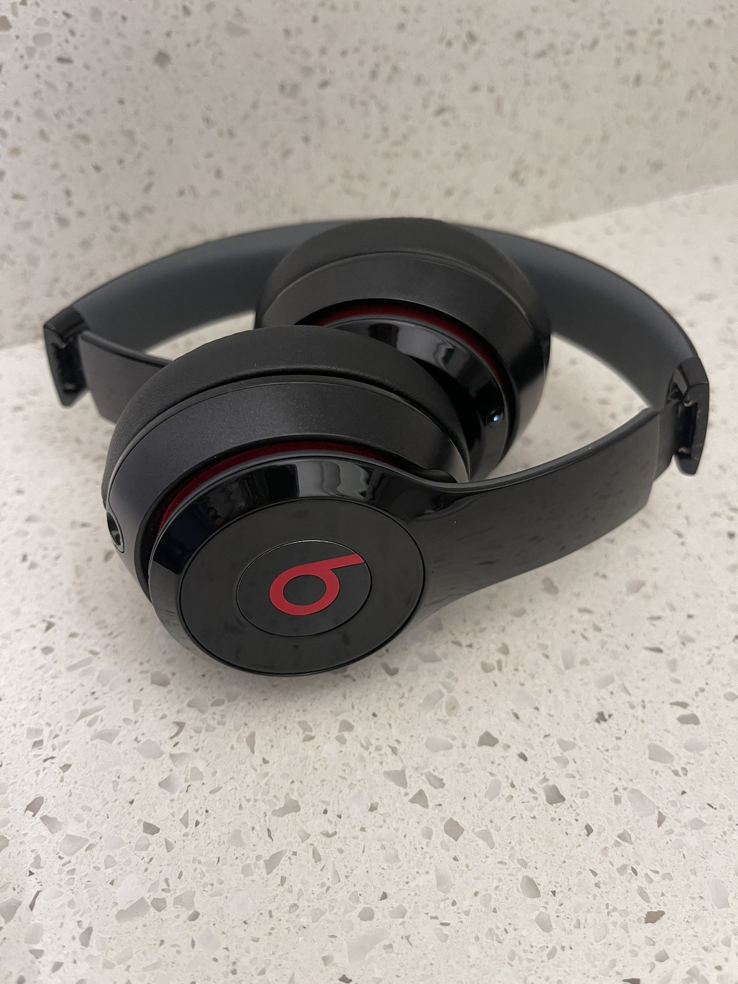 Beats Solo Wireless