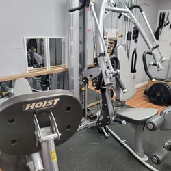 Hoist Fitness - Vride Leg Press , Hi Lo Pully COMBO