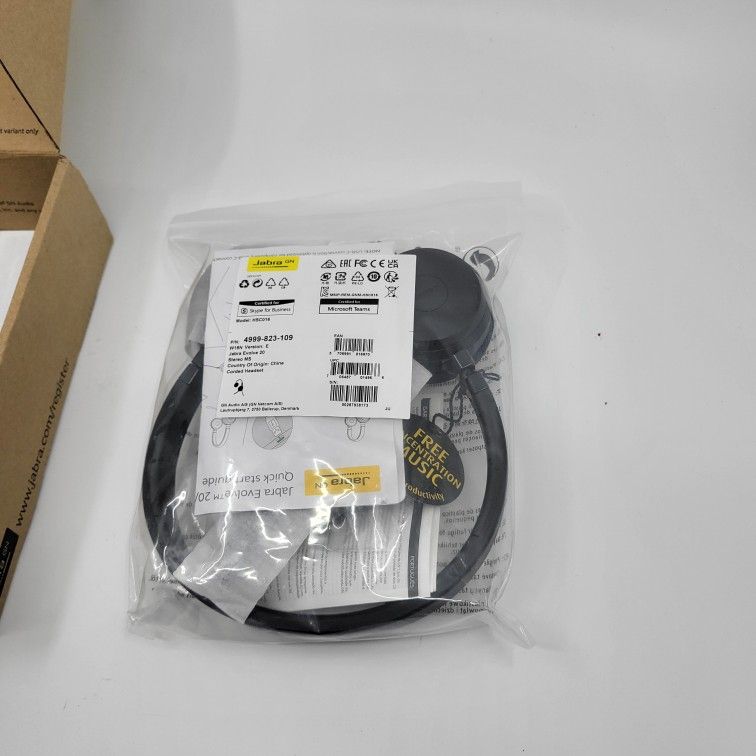Jabra HSC016 Evolve 20 USB 2 Ear Stereo MS 4999-823-109 Corded Headset 
New sealed. Weight 6 oz plus shipping materials.