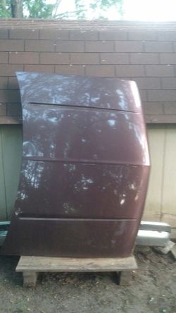 Tahoe hood 97-99 great shape