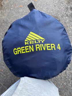 Takings offers 4 person Kelly green river