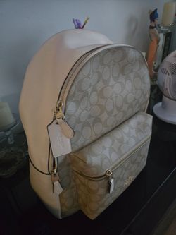 Coach backpack grande