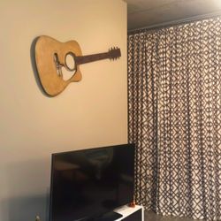 Vintage Guitar 