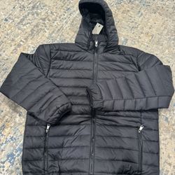 NWT, RUXEN $180 MSRP European Brand Puffer Jacket, XL, Beautiful Black Full Zip