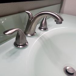 Bathroom Sink Faucet - Silver