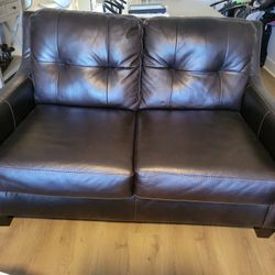 Sofa/Loveseat