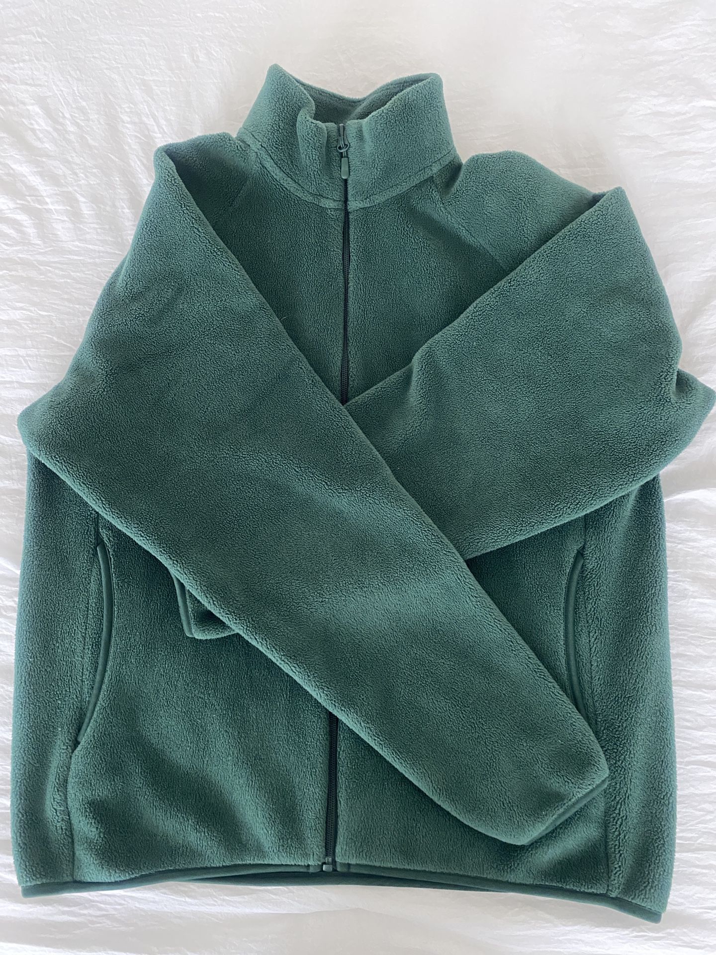 Medium green fleece jacket with full zip