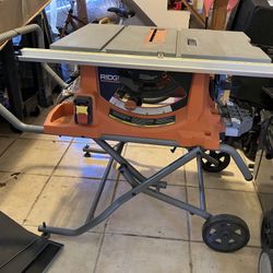 Rigid Table Saw 
