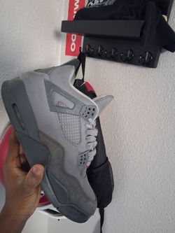 Jordan 4