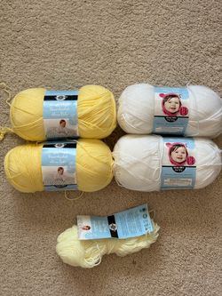 Acrylic yarn