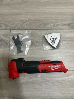 Milwaukee M12 FUEL Oscillating Multi-Tool