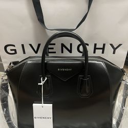 New Givenchy Antigona Medium Purse