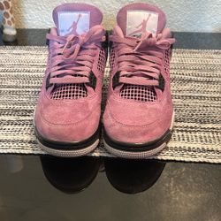 jordan retro 4’s 