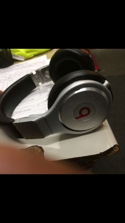 I wanna trade my Great Condition Beats By Dre Studios for a Apple Watch
